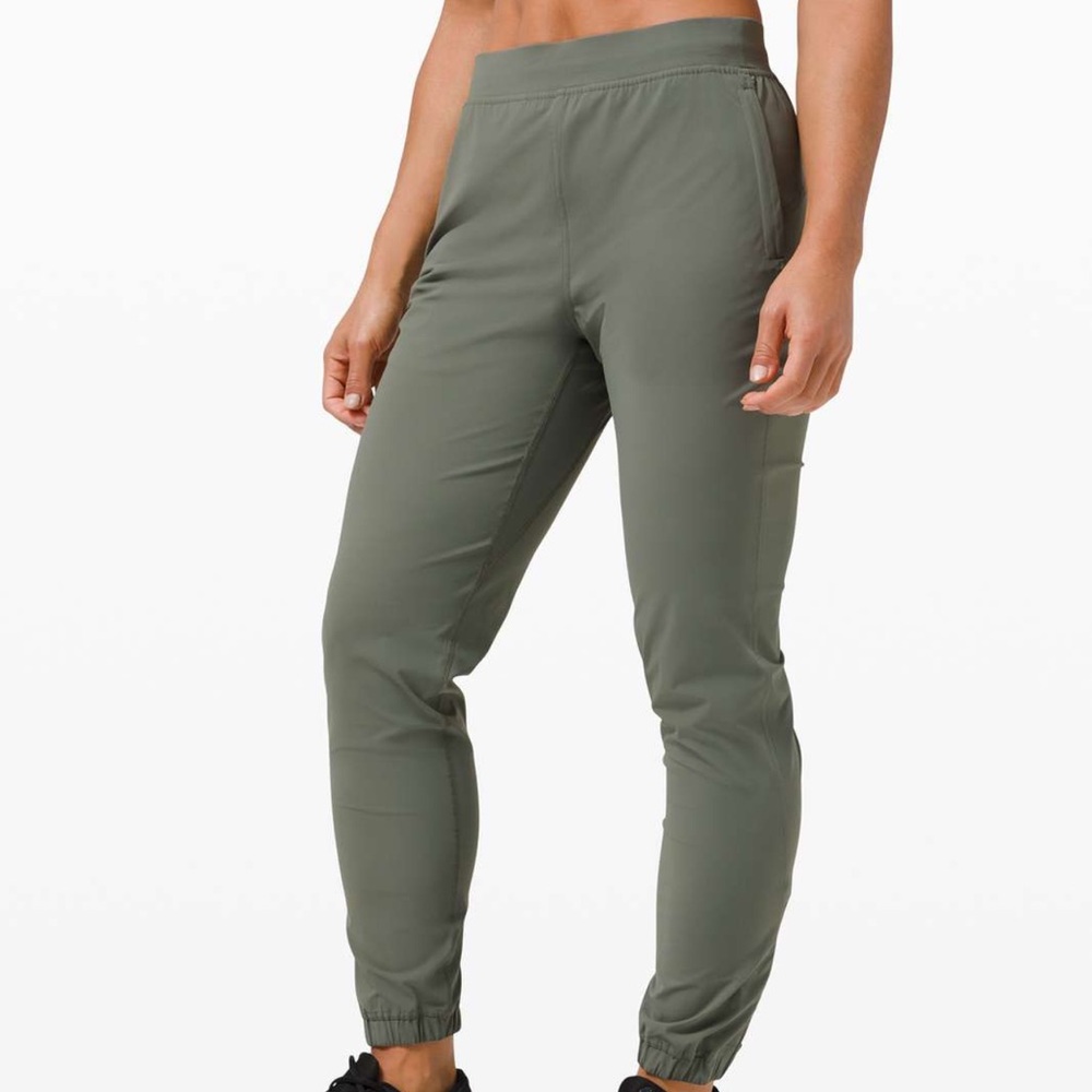 Lululemon Adapted State High-Rise Jogger 28” Size 4 Grey Sage